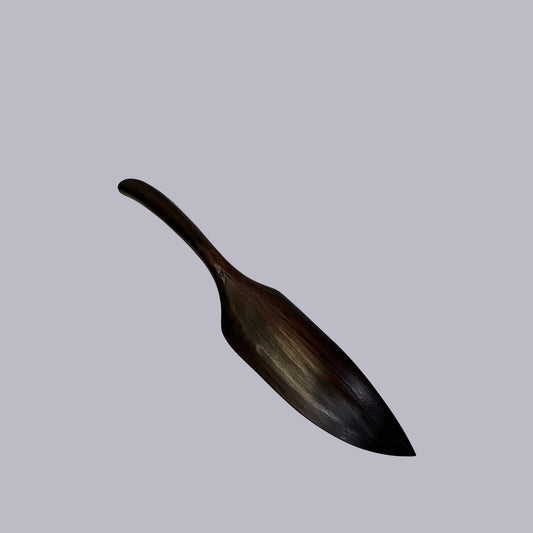 Kitchen Artefacts | Cake, Pav Knife | Dark Haast River Matai