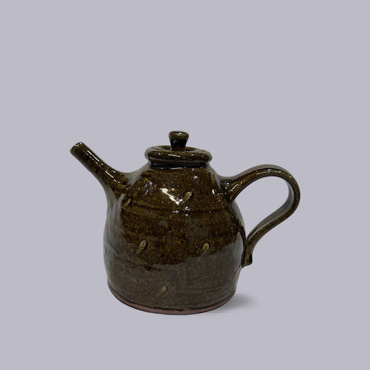 Matilda Halley | Teapot Large | Mudstone