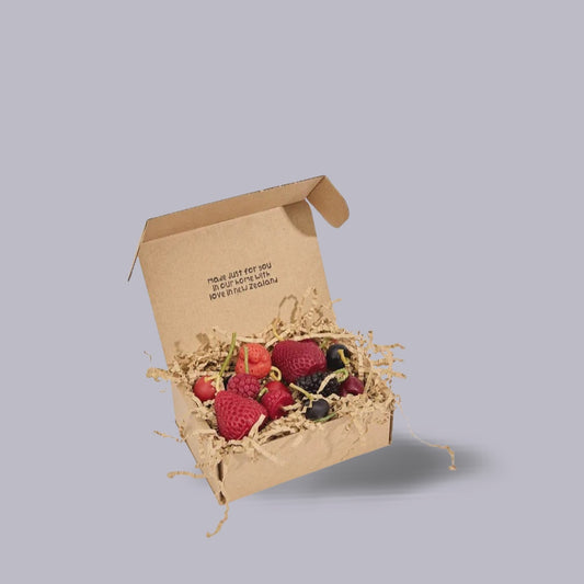 Poppy & Sage | Beeswax Candle | Berry Box | Mixed