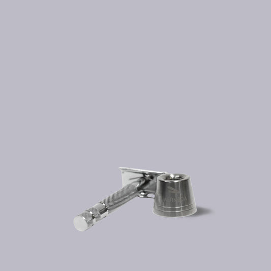 Aermeda | Razor with Stainless Steel Stand